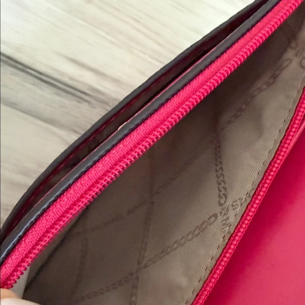 Michael Kors Fuchsia Crossbody Bag one size